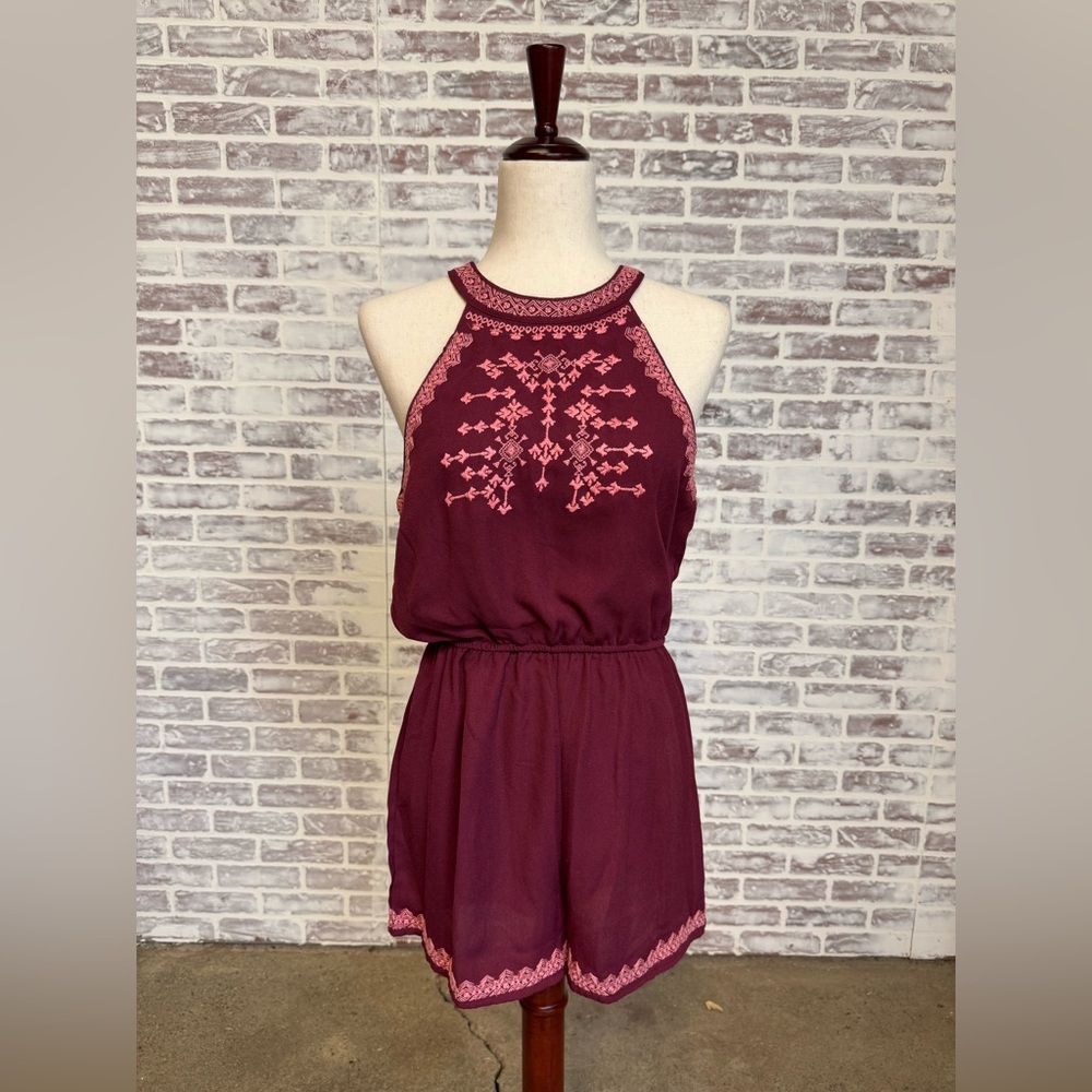 Francesca’s Romper NWT